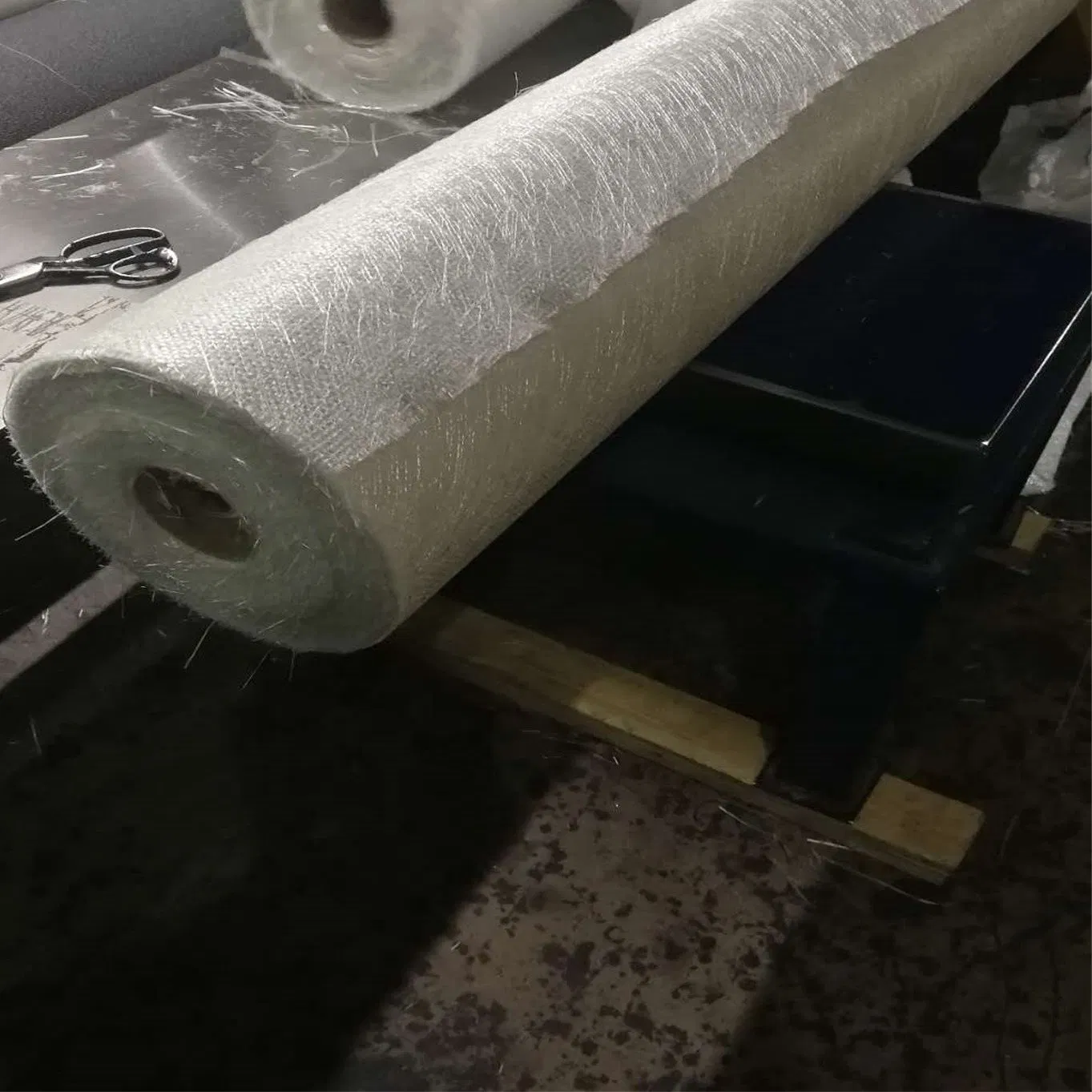 Fiberglass Complex Fabric Stitched Polyester Veil for Pultrusion