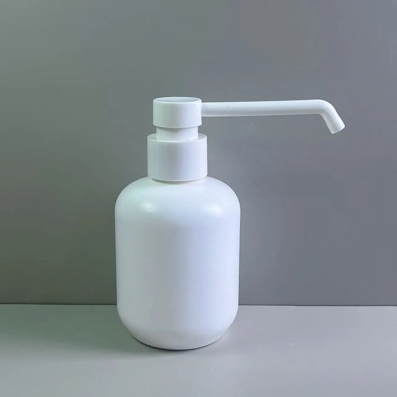 2025 New Hot Sale 28/410 4cc Long Nozzle Cosmetic Plastic Dispenser Lotion Pump for Sterilization, Cleaning.
