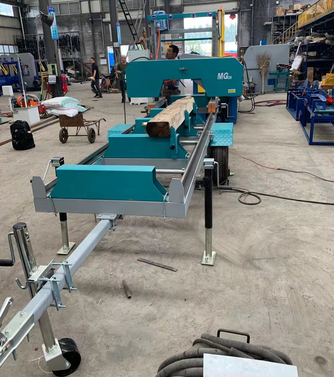 Ленточная пила по дереву бензиновая портативная сертифицированная CE