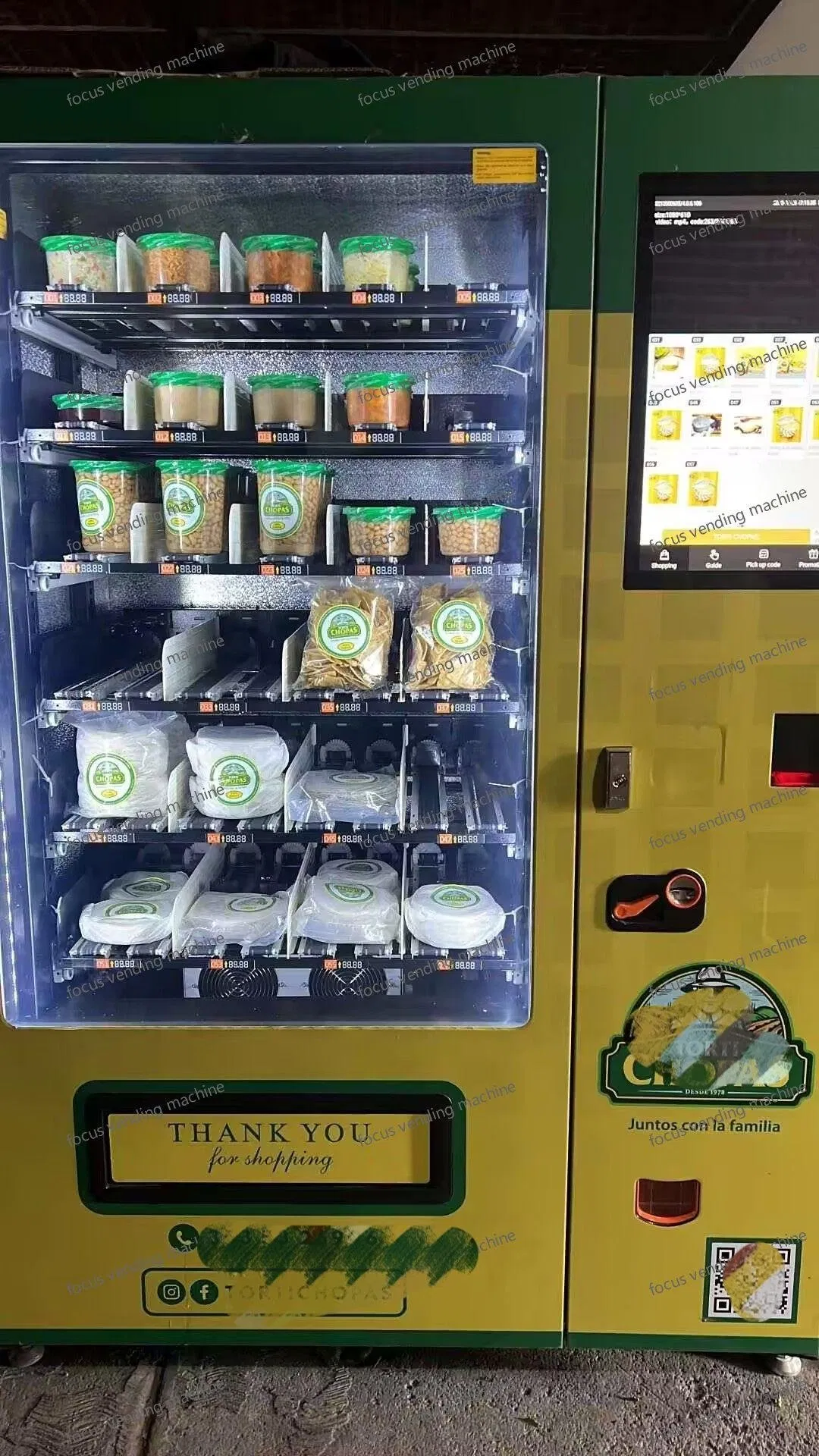 Fresh Coconut Vending Machine with Elevator System Automatic
