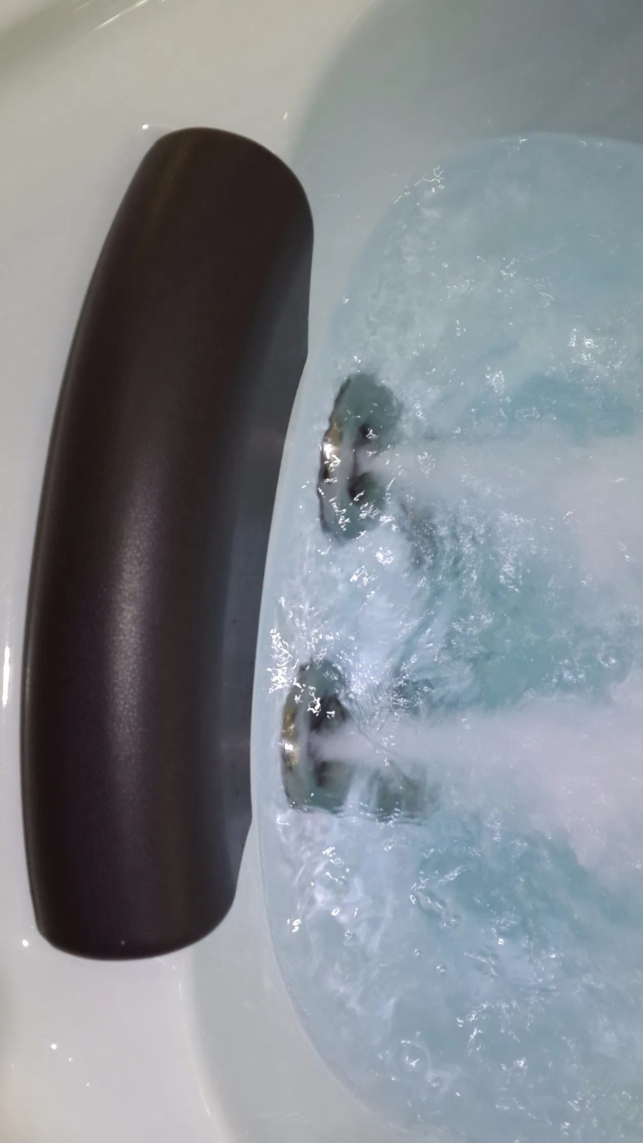 Акриловый СПА-бассейн на 8 человек с гидромассажем