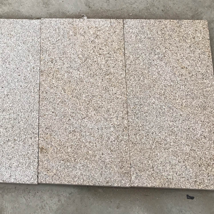 Flamed/Bush-Hammered Finish China G682 Yellow Beige Granite Pavers for Walkways and Driveways