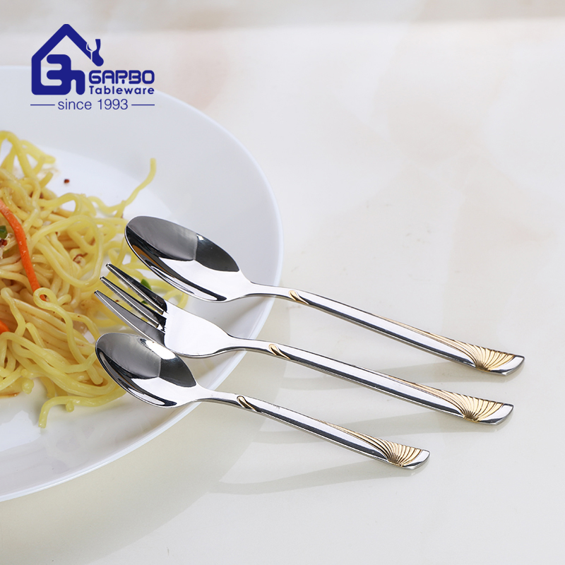 Ion Plating Gold Engraved Handle Salad Fork Dessert Cake Forks and Spoons Set