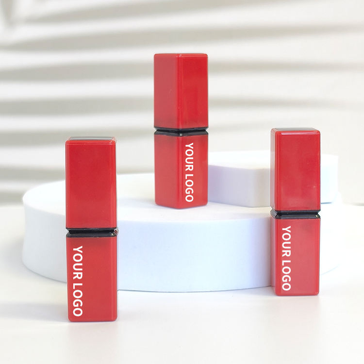 Long Lasting Vegan Lipstick with Waterproof Matte Finish