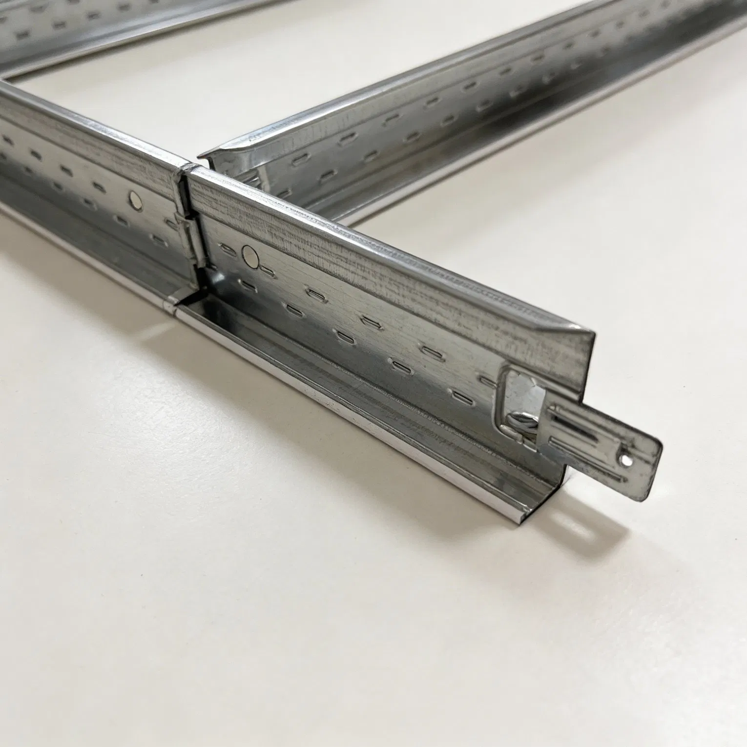T-Grid & Suspension System/Suspended Ceiling T-Grid Sinosky