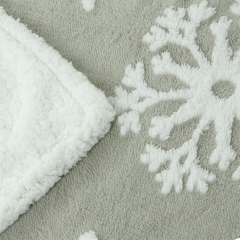 Best Selling Brown 100% Polyester Christmas Snowflakes Blanket Holiday Soft Plush Throw Oversized Jacquard Sherpa Blanket