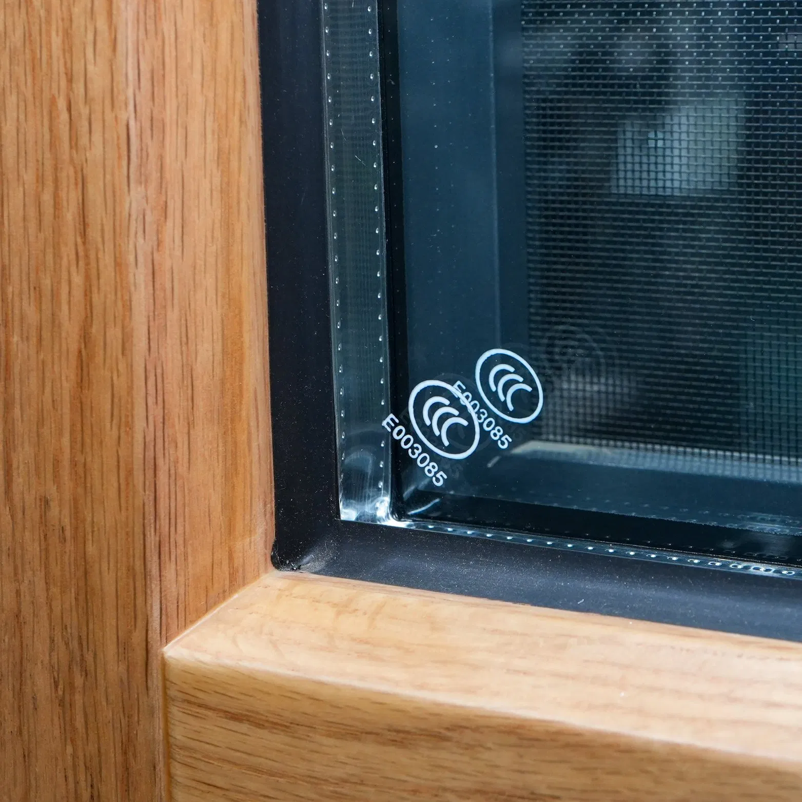 High-Quality Aluminum Clad Wooden Windows and Doors for Sale