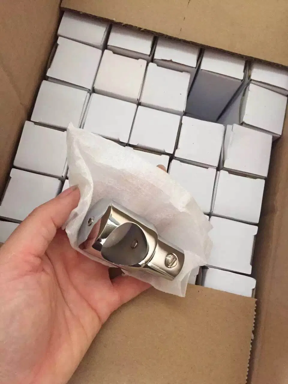 Wholesale Apartment Glass Shower Enclosure Door and Architectural Hardware