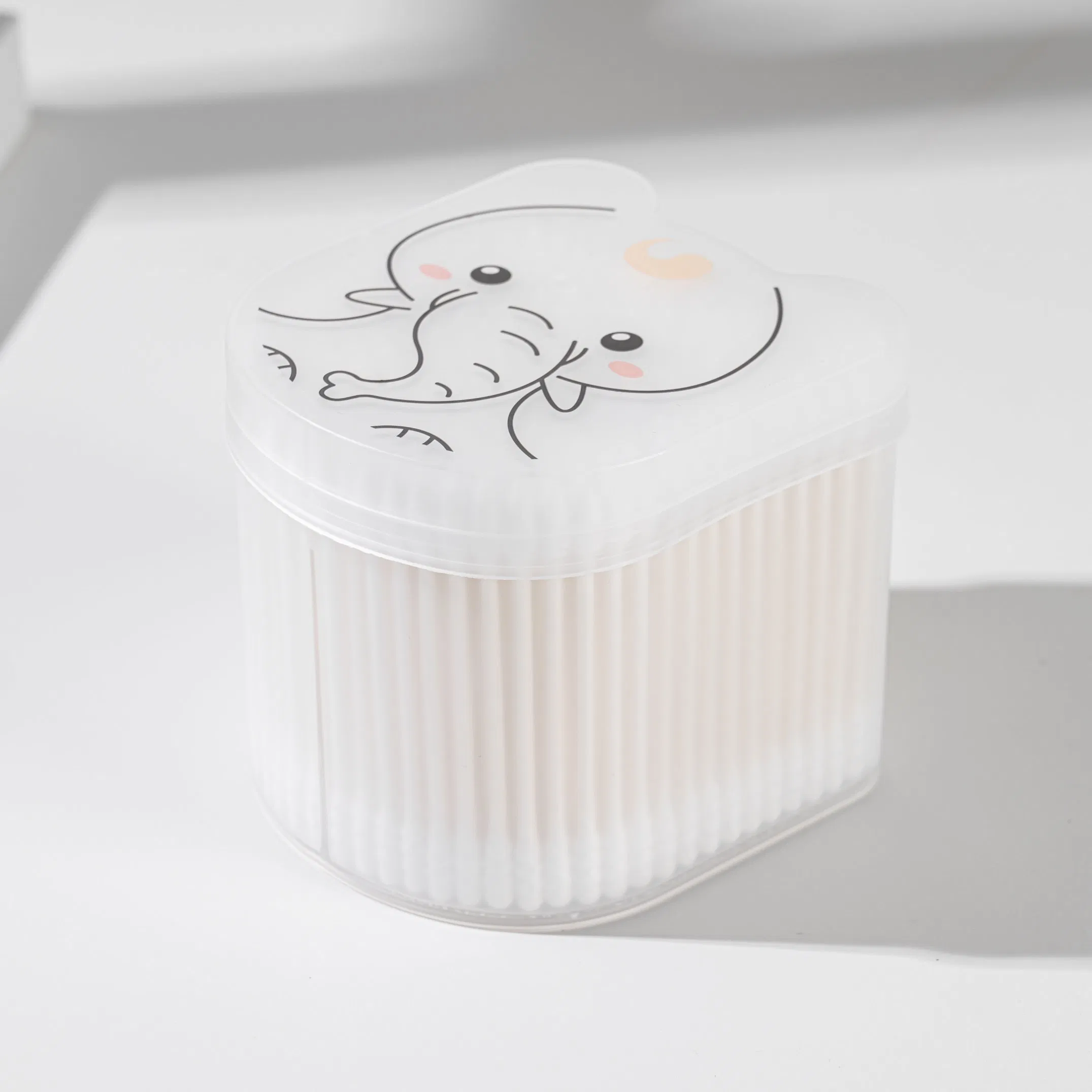 Cute and Convenient 300PCS Cotton Swabs with PP Box