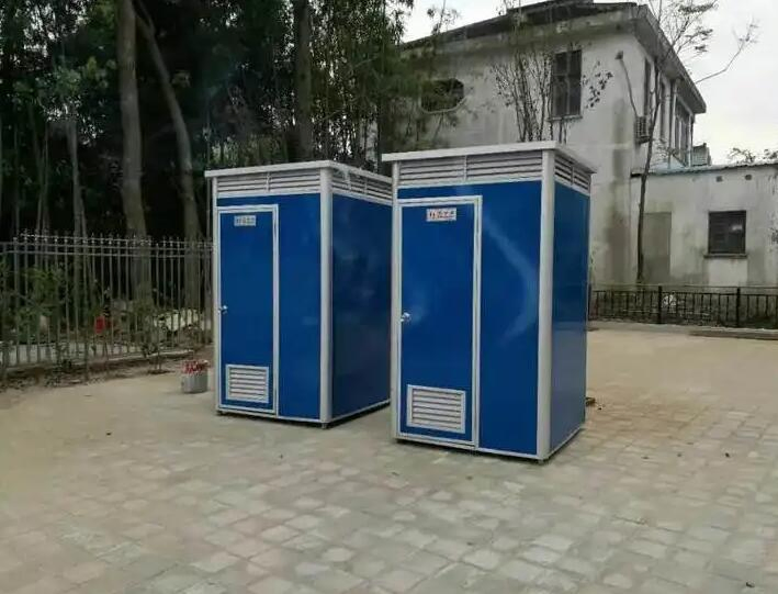 Prefabricated Light Frame Easy Assemble Steel Mobile Customized Mobile Public Toilet