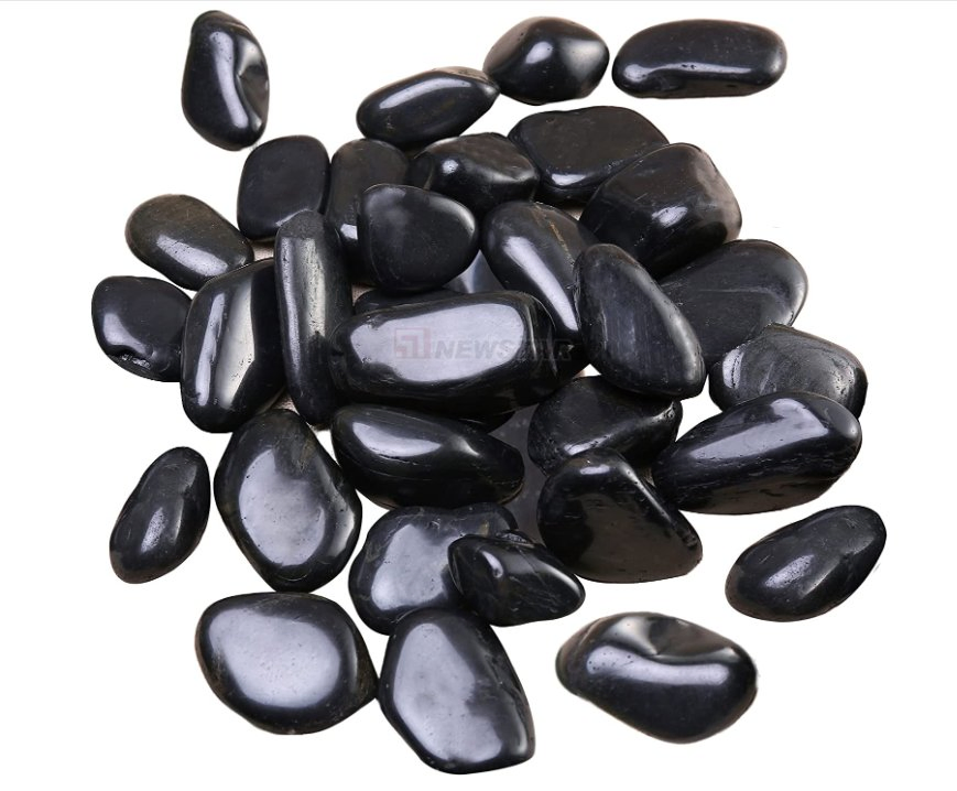 High Quality Natural Black Decorative Polished River Stones Outdoor Garden Floor Paving Pebble Stone Black