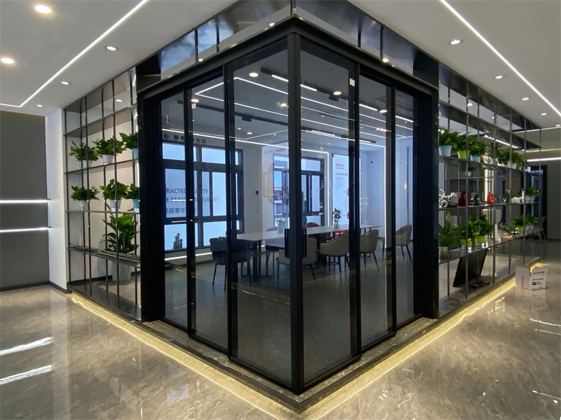 Customizable Soundproof Glazed Aluminum Materials Patio Room Interior Frame Glass Sliding Doors