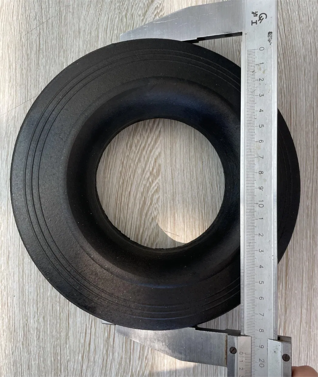 Rubbish Bin Solid Rubber Wheel with Outer Diameter 185mm, Thickness Is 46.5mm, Weight Aroud 1kg
