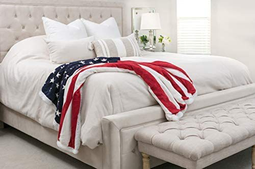 American Flag Print Sherpa Blanket - Lightweight Microfiber Veterans Gift for Sofas and Beds