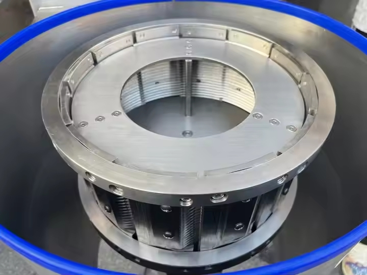 Промышленная терка и измельчитель для сыра