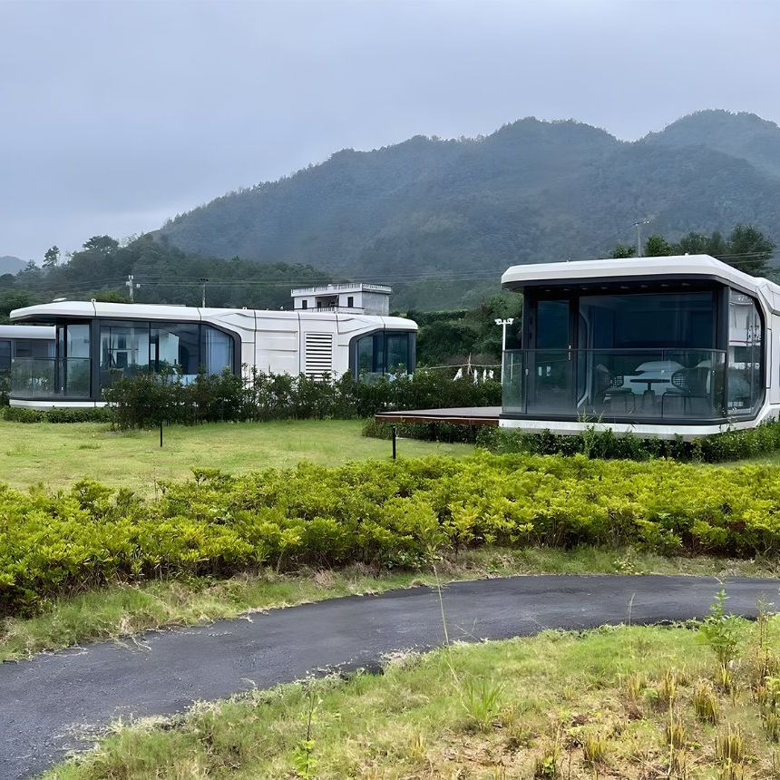Mobile Tiny House Luxury Capsule House Modern Container House Villa Project Hotel with Bedroom