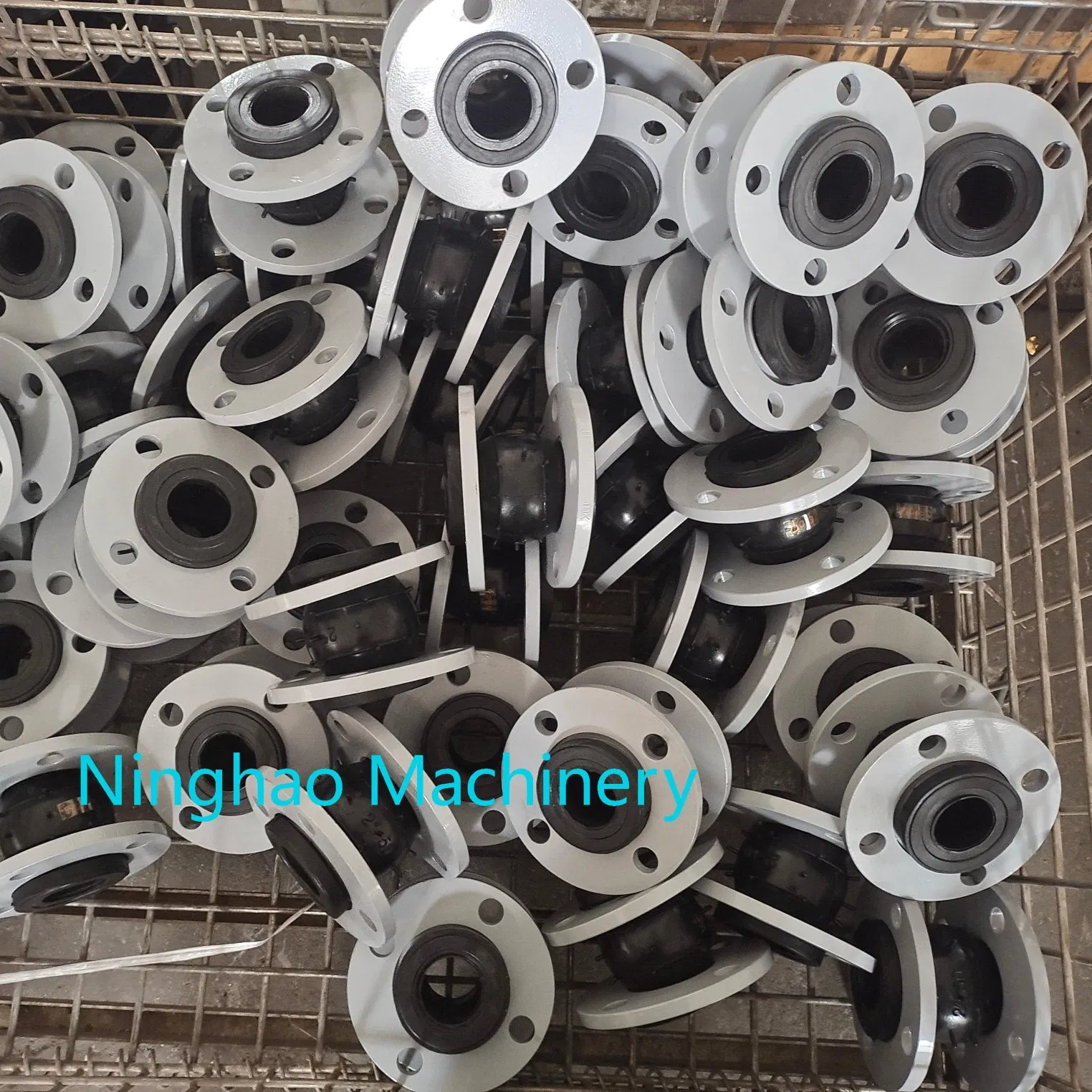 Flanged Durable Rubber Expansion Joints for HVAC Systems