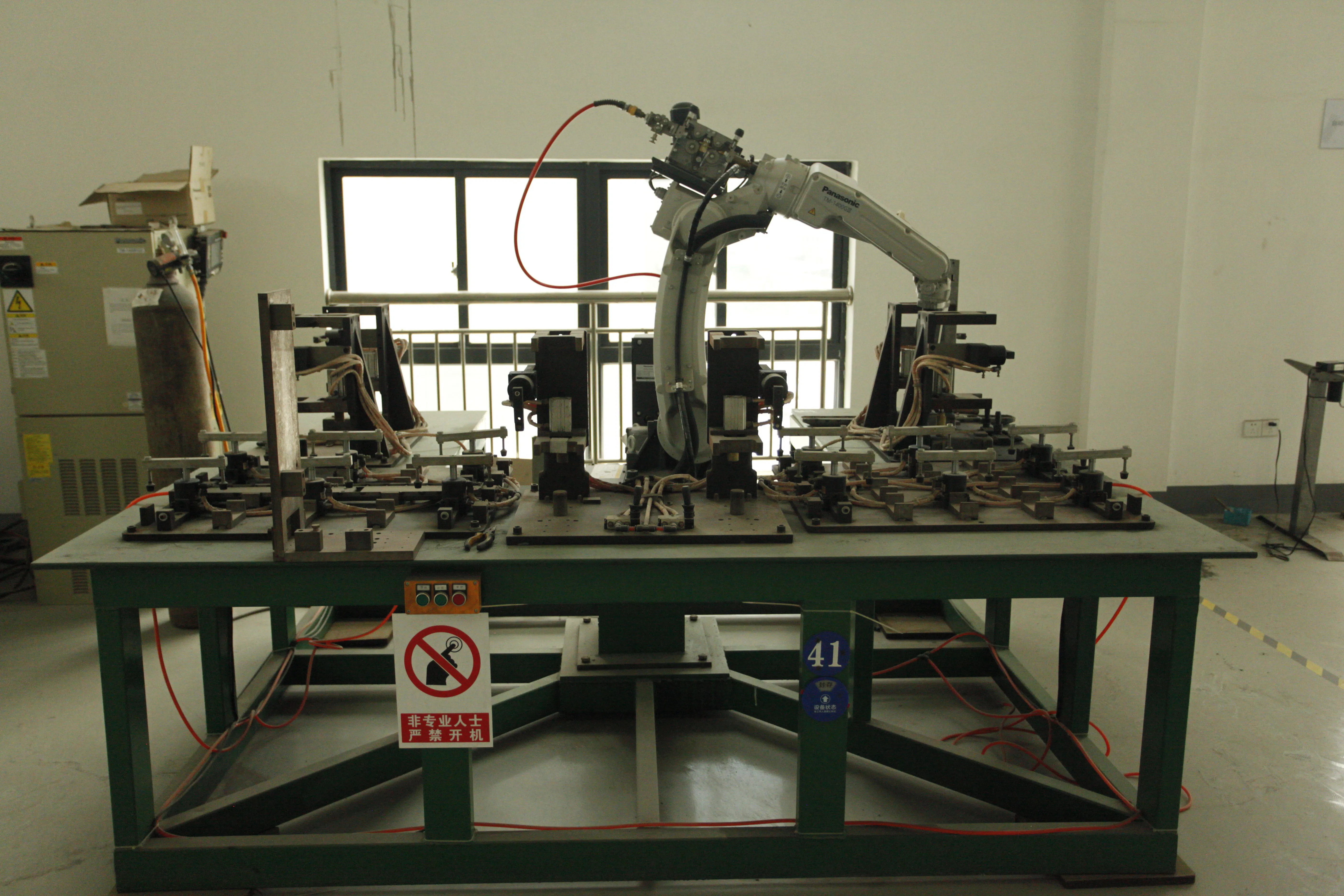 Cg5-1 Adjustable Office Furniture Sit-Stand Desk and Gas Spring Sit Stand Workstation Desk