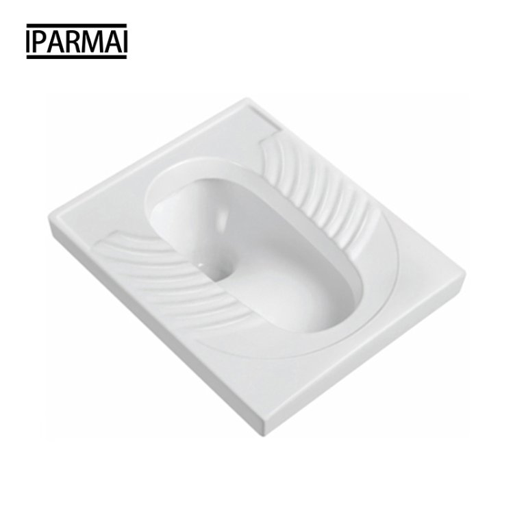 Chaozhou Sanitary Ware Factory Hot Sale White Color Ceramic Wholesale Price Squat Toilet Pan Bathroom Wc Squatting Pan Bathroom Accessories