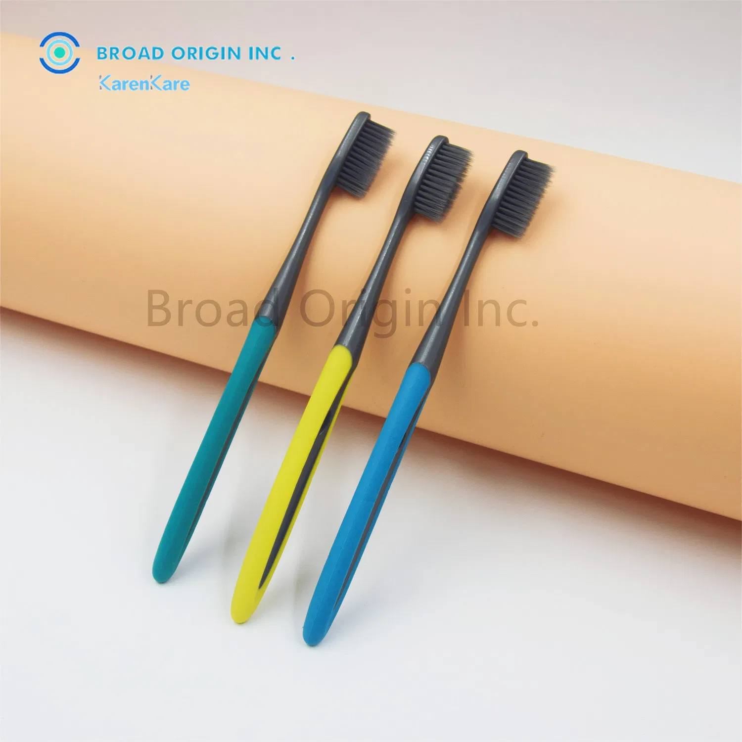Hot Selling High Quality Charcoal Carbon Soft Bristle Adult Toothbrush Deep Cleaning