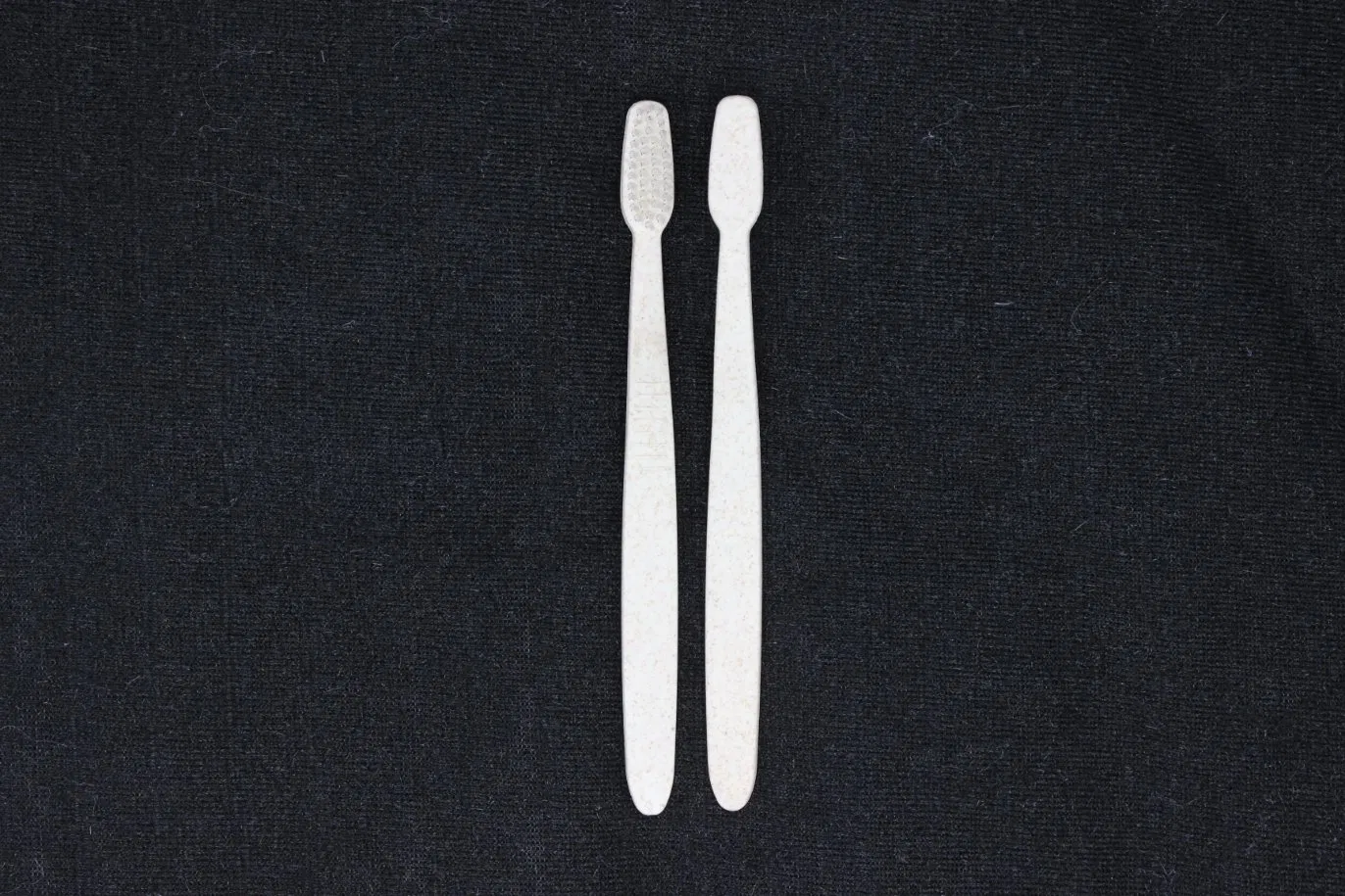 Wholesale High Quality Hotel Used Toothbrush 05