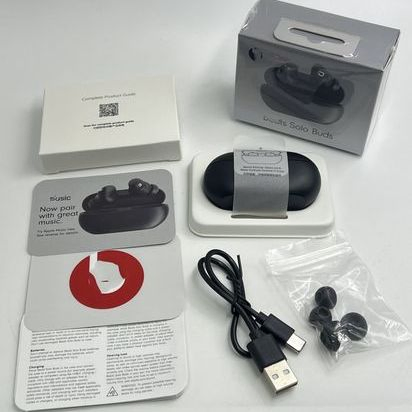 1: 1 Studio Solo Buds Pop up Animation Earphone