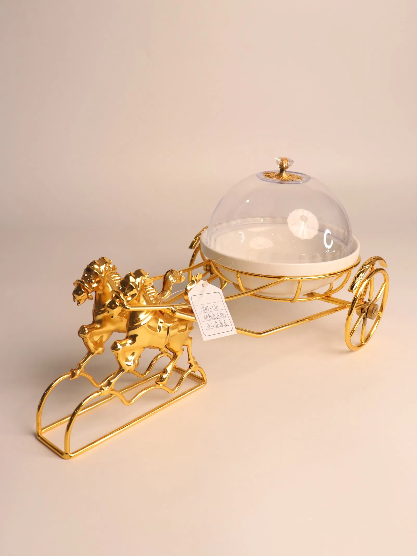 High End Gold-Plated Iron Carriage with Ceramic Fruit Tray