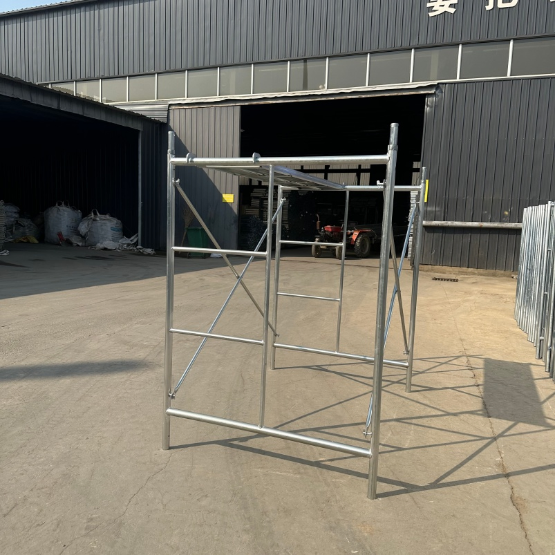 Durable Trapezoidal Scaffold for Long Term Use in Harsh Outdoor Environments