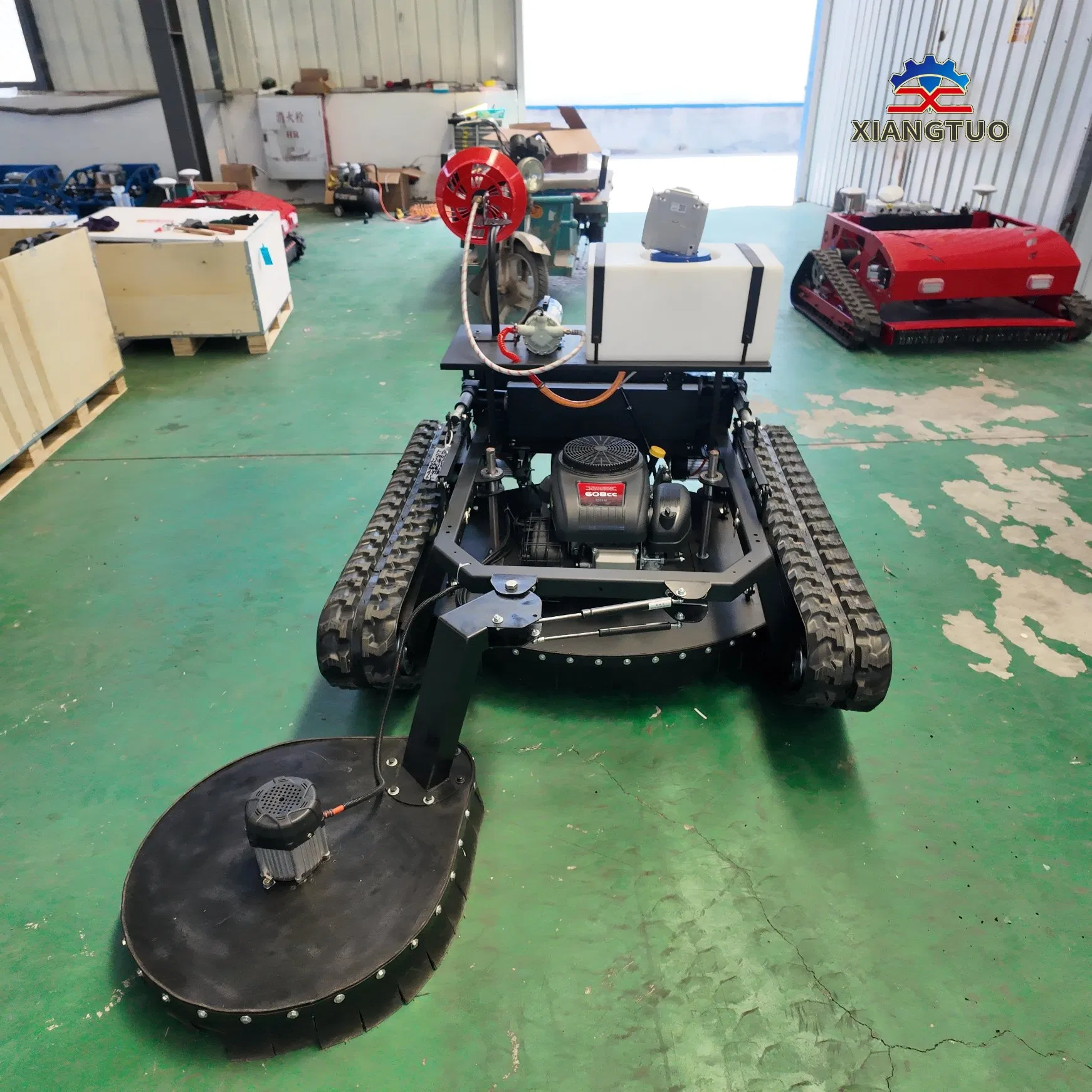 Газонокосилка бензиновая самоходная XT-900 с пультом ДУ