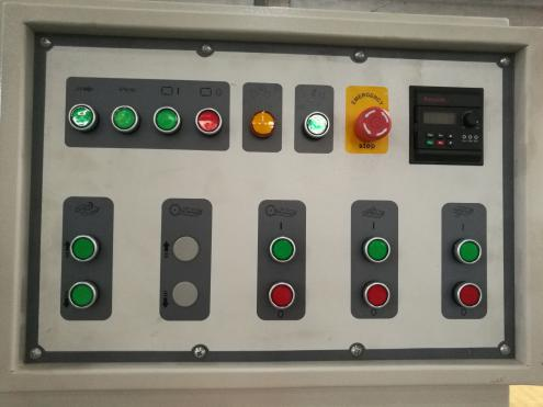 Ленточная пила по дереву горизонтальная с электроподъемником