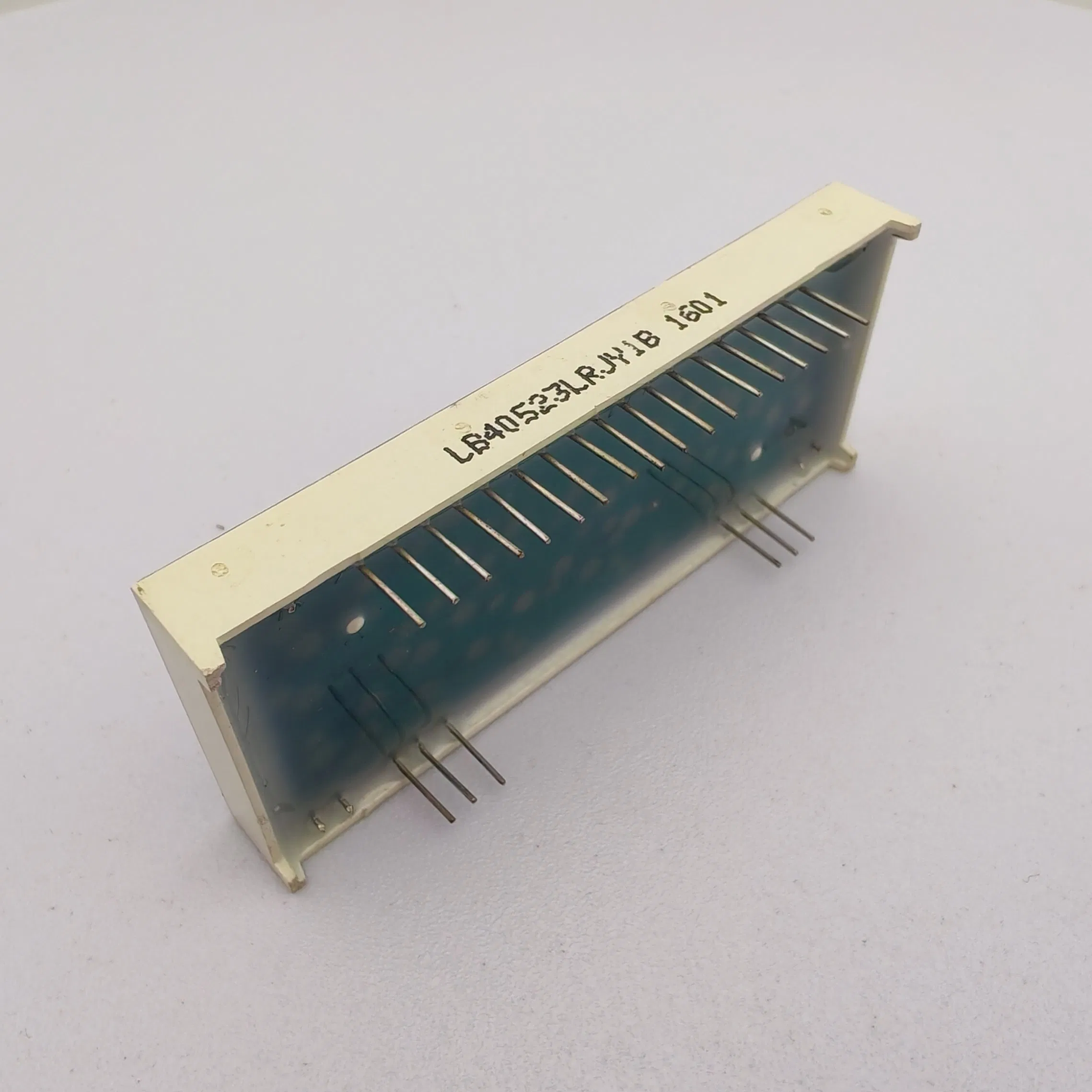 Multi-Color (R/Y/G) 4-Digit 7-Segment LED Display for Digital Ovens