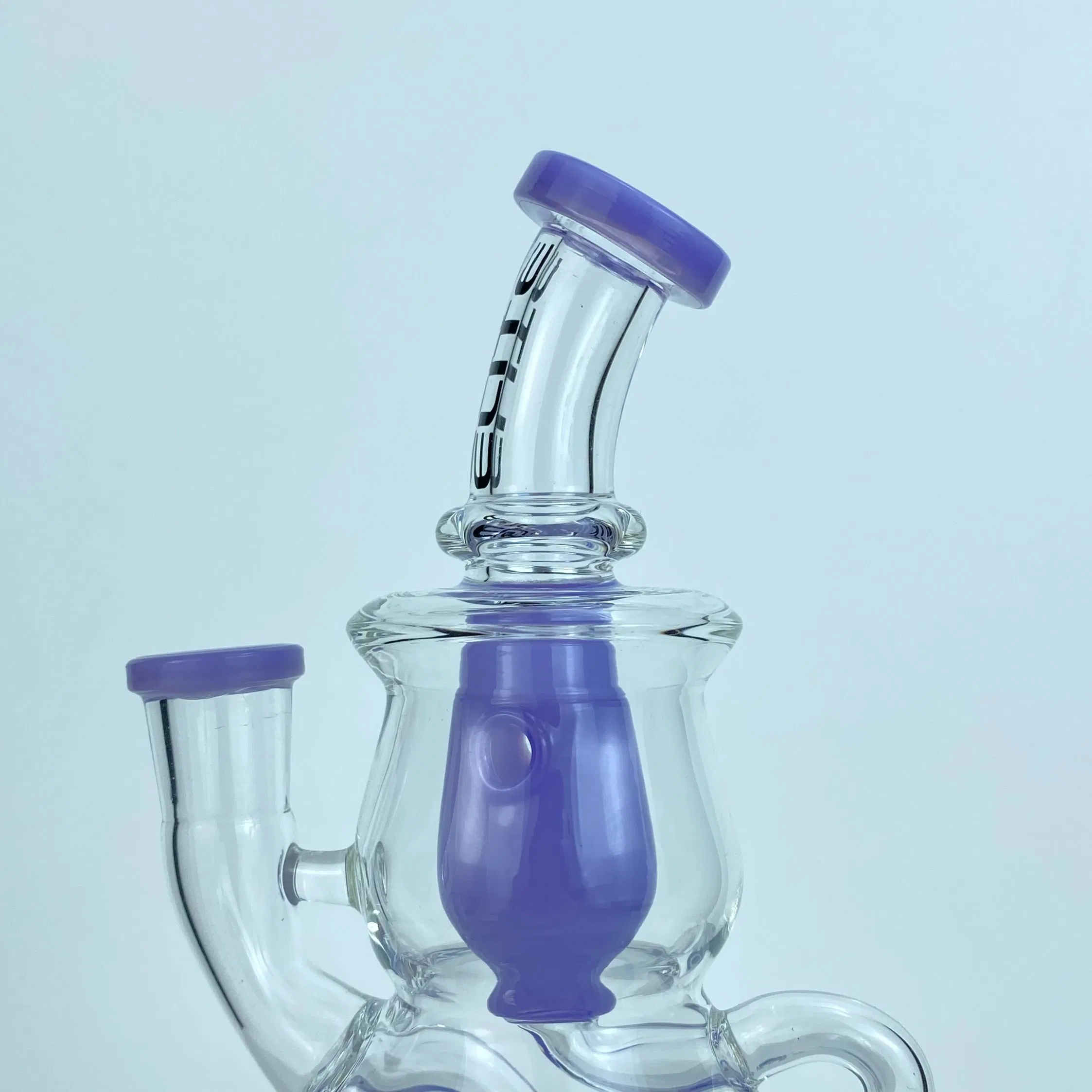 Hbking USA Decoration Glass Water Smoking Pipe with Nice Color Glass Water Pipe