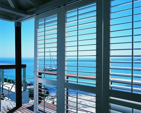 Outdoor Sunshade Security Motoried Aluminum Built-in Roller Shutter Door Price