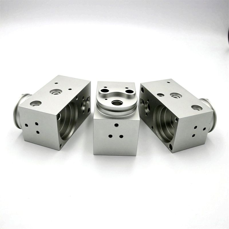 Прецизионные алюминиевые клапанные блоки CNC
