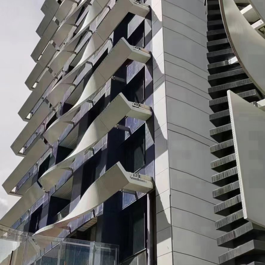 3D Twisted Aluminum Curtain Wall Cladding Panel A2 Fireproof PVDF Coating for Modern Building Facade Design