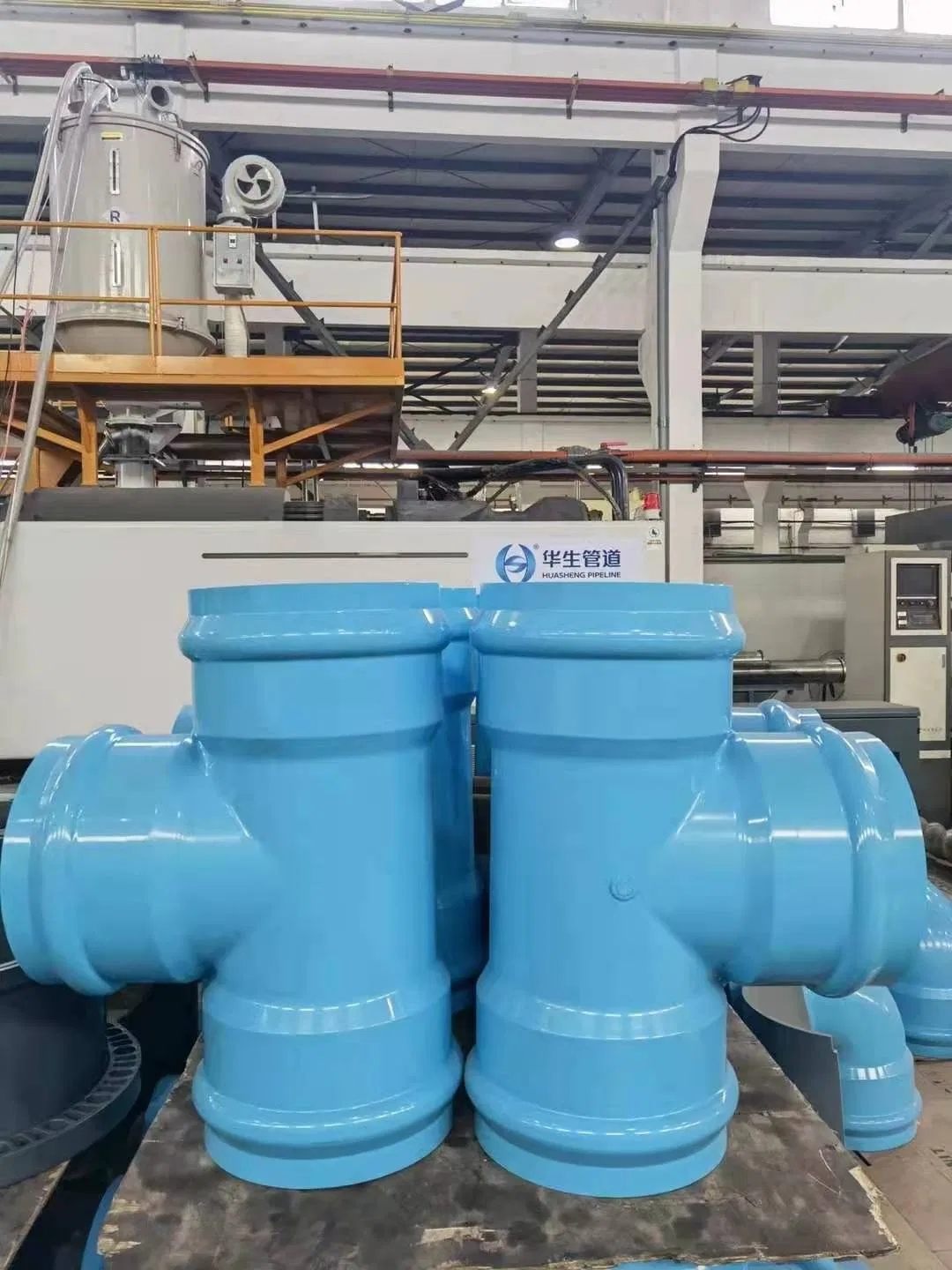 PVC/UPVC Big Size Fitting Reducing Tee Pn10 DN500 DN600 for Water Supply