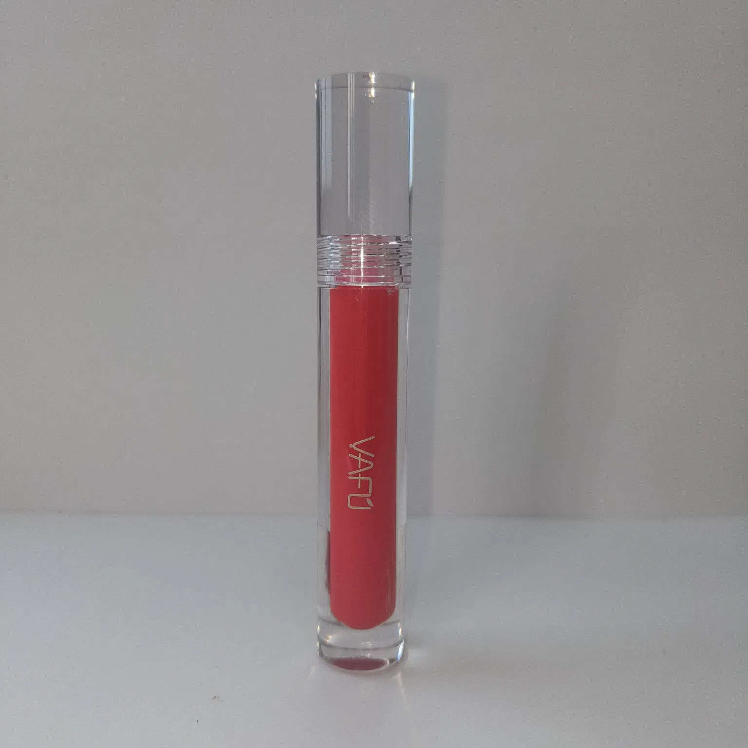 All-Day Wear Luxe Matte Lip Gloss for Effortless Elegance