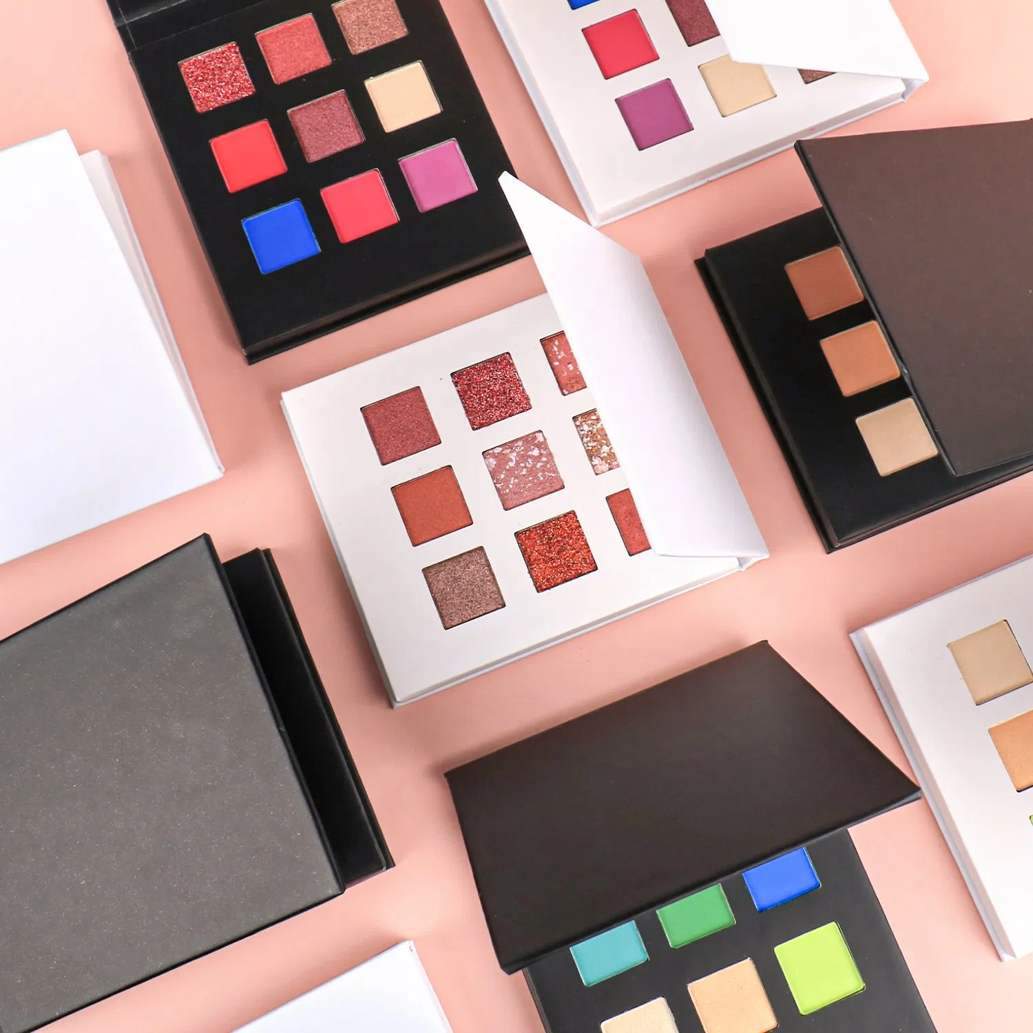 5% off Customize Hot Sale Eyeshadow Mutil-Color Free Sample