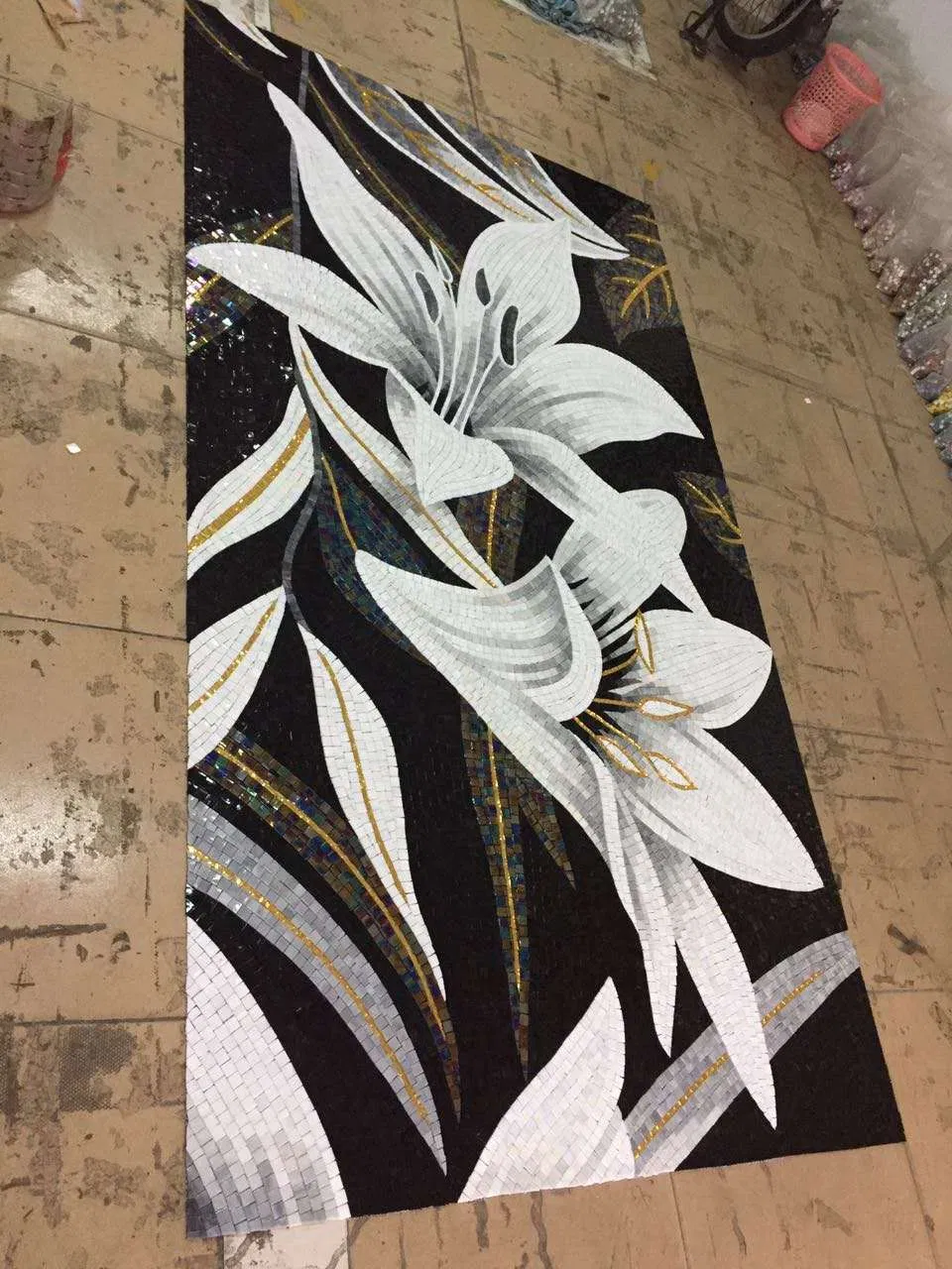 4mmthickness Interior Wall Decorative Luxury Glass Mosaic for Hotel