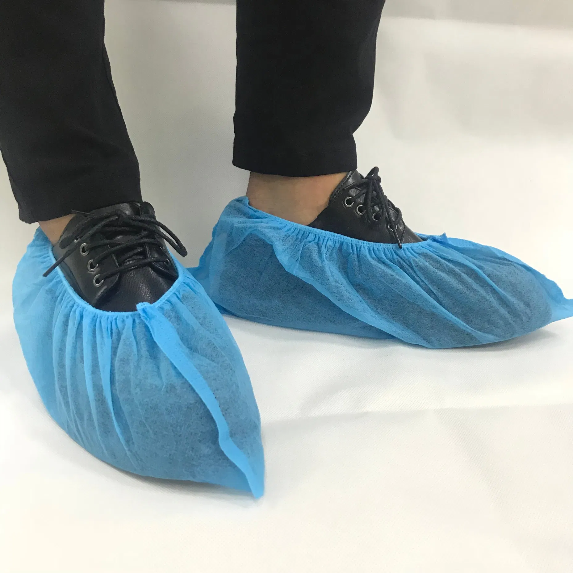 Disposable Protective Waterproof   Shoe Cover Anti-Slip PP/SMS/CPE/Non-Woven Sleeve Plastic Boot Shoe Covers