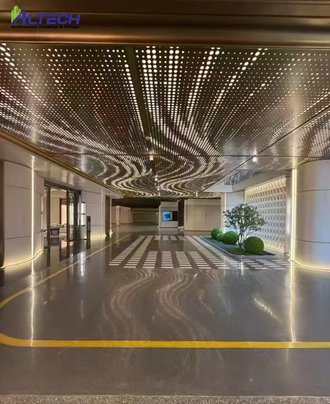 Anodized Solid Aluminum Ceiling Panel in Customized Wood Color Finish