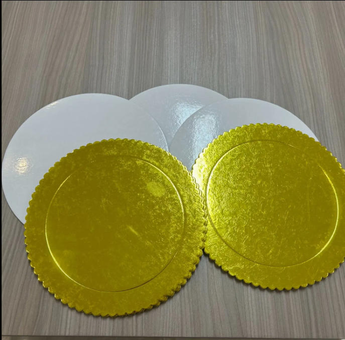 Customized Food Grade Edge Wrapping MDF Cake Board Disposable Paper Board Premium Cake Base