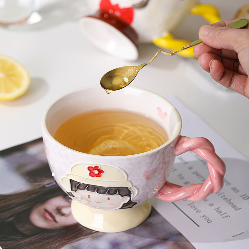 Керамическая кружка с индивидуальным дизайном