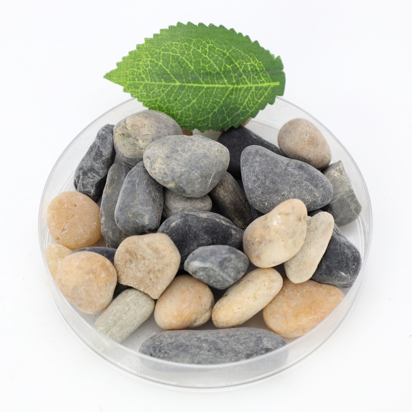 Unbreakable Pebble for Decorative Aquarium and Effective Water Treatment