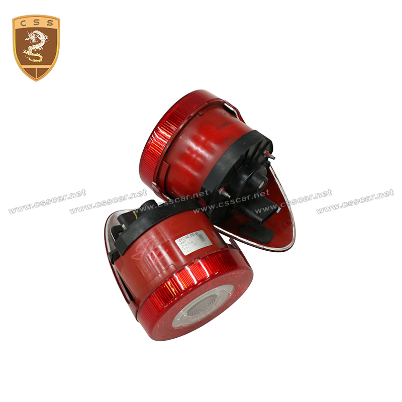 Задний фонарь Ferrari 488, б/у, оригинал.