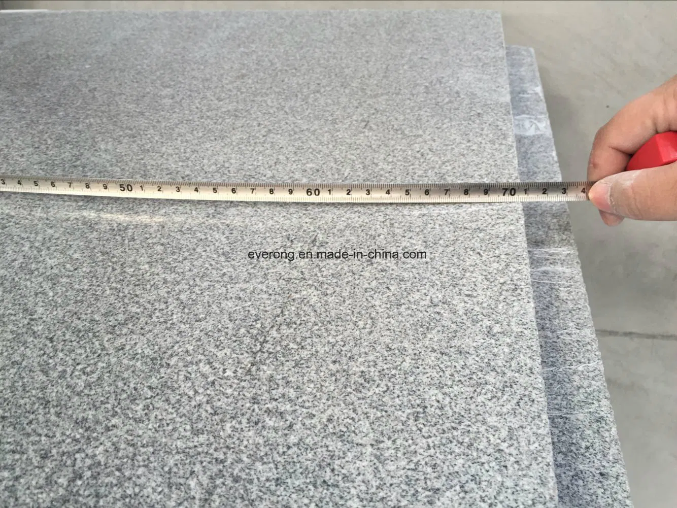 Hot Sale Grey G633 Granite Tile for Wall and Flooring