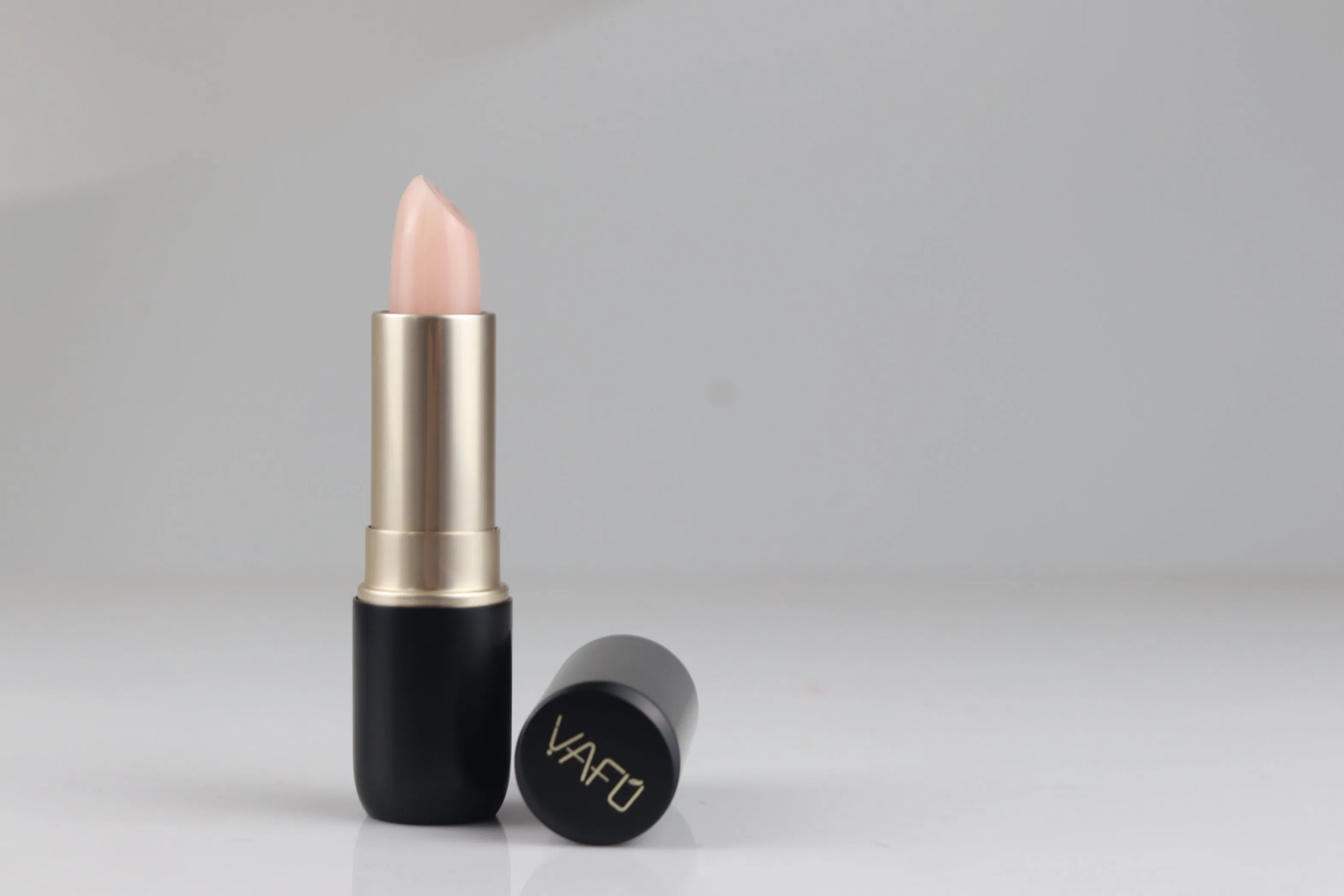 Ultra Hydrating Lip Balm for Deep Moisture and Repair