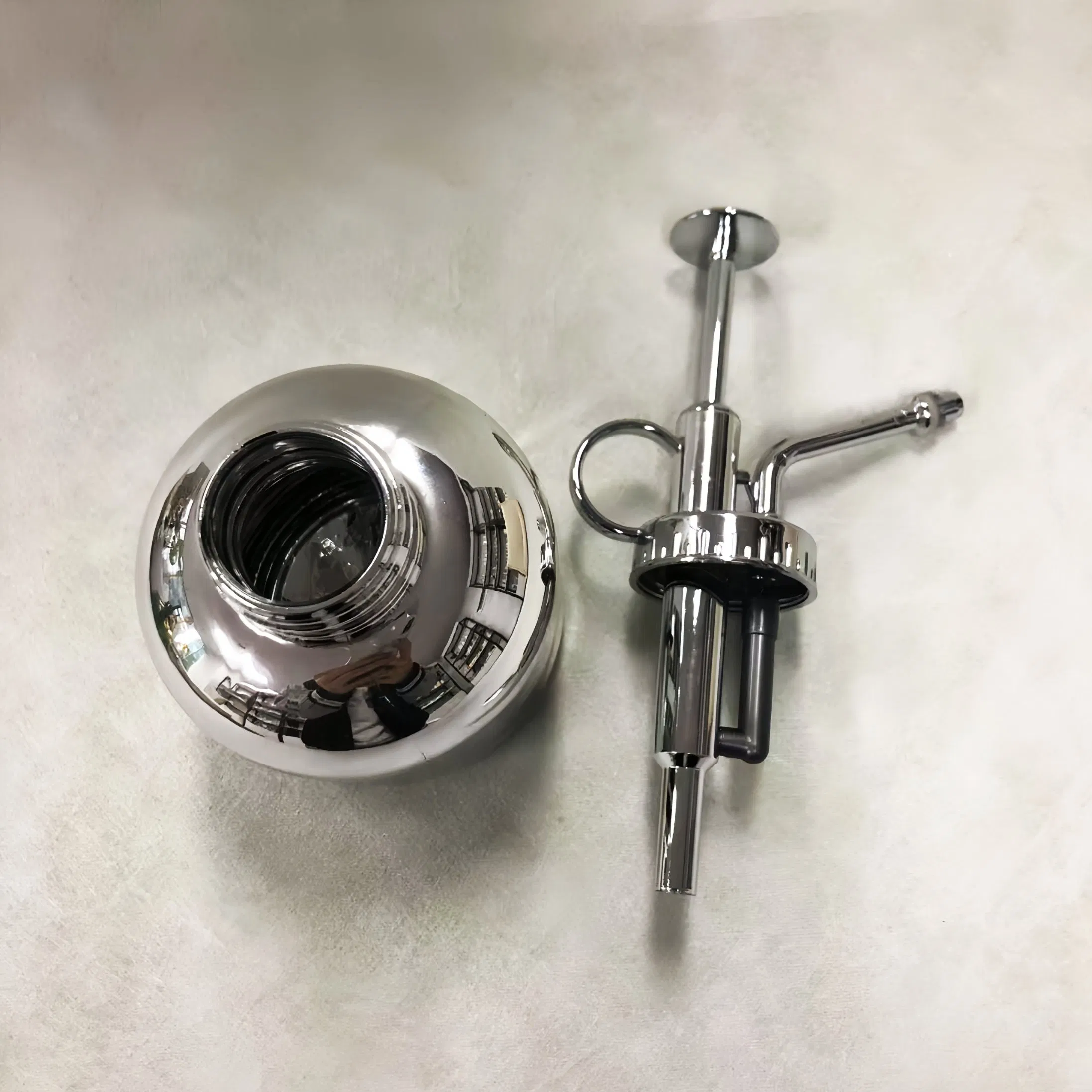 Press-Type Retro Decorative Glass Garden Spray Bottle