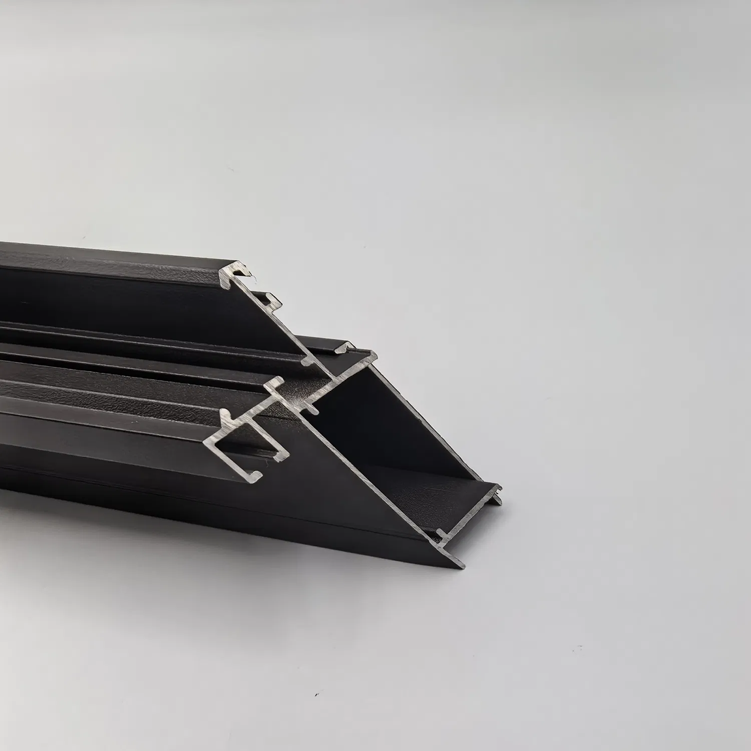 Sleek Modern Aluminum Curtain Track for Stylish Homes
