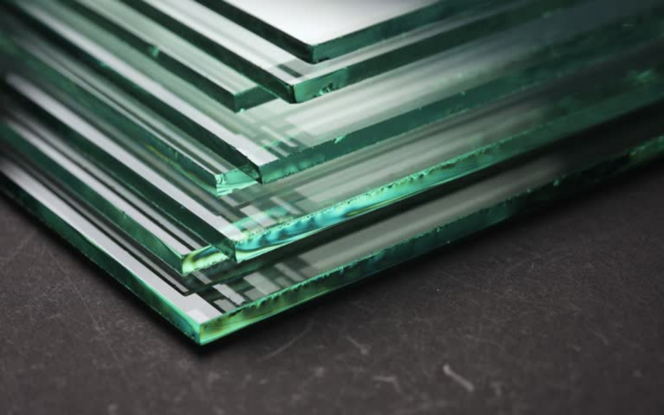 Low Thermal Expansion 3mm/6mm/10mm/15mm Flat/Curved Borosilicate Glass for Laboratory Equipment/Optics Price